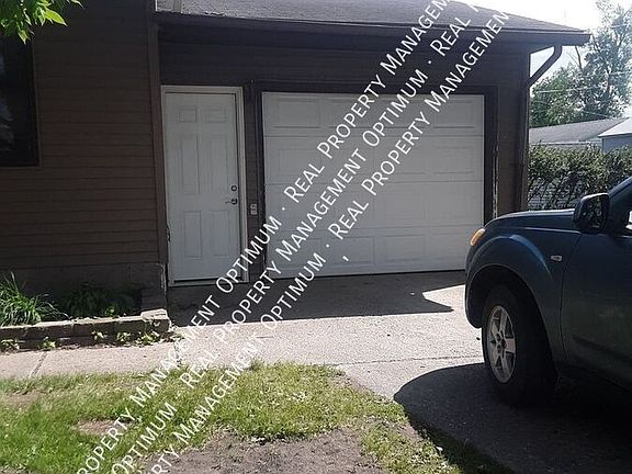2nd image of 821 Wisconsin Ave