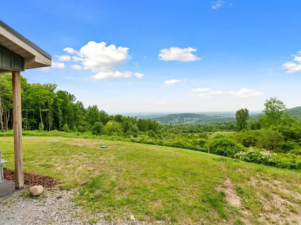 38 Hillcrest Heights, St. Albans Town, VT 05478