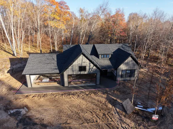 37880 Wilderness Pkwy, Crosslake, MN 56442