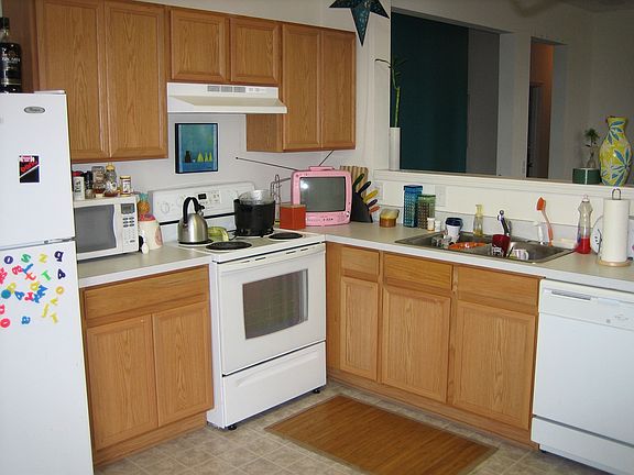 Semi-Open Kitchen keeps you connected to the family!