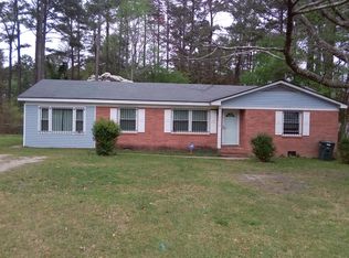 7510 Telfair Dr, Fayetteville, NC 28303