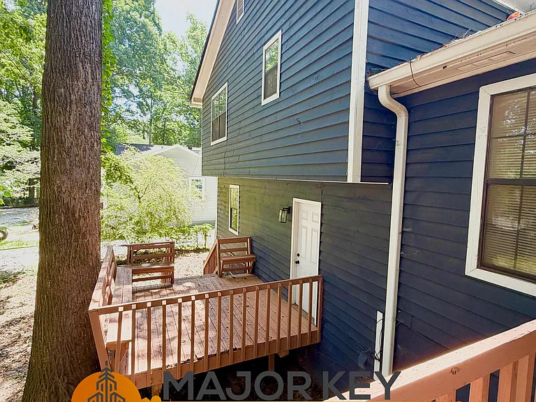 4555 Sugarloaf Pkwy — Photo 7