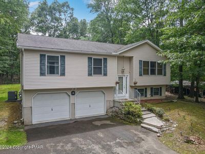 112 Clubhouse Dr, East Stroudsburg, PA, 18302