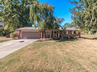 3950 Beechwood Dr, Bellbrook, OH