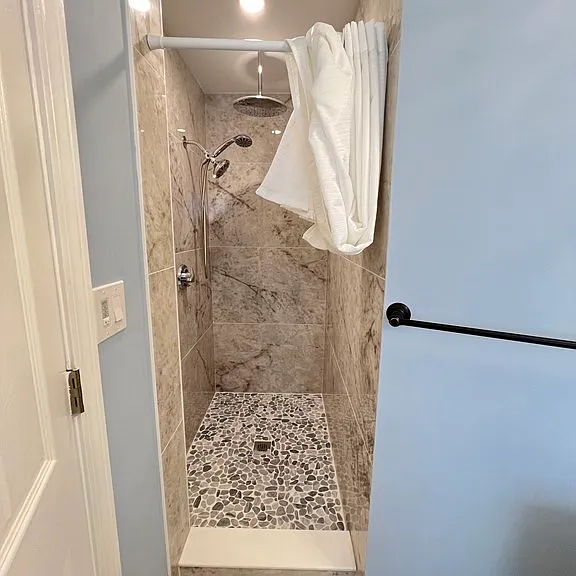 10 Brooks Ave #2 — Photo 5