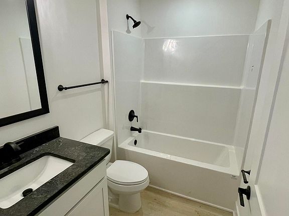 2nd image of 120 Farley Rd