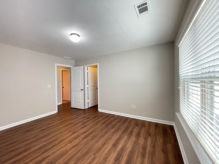 2322 Turnbury Glen Walk — Photo 17