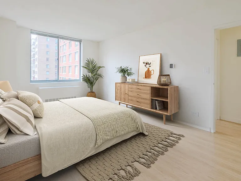 750 Columbus Ave #3A — Photo 27
