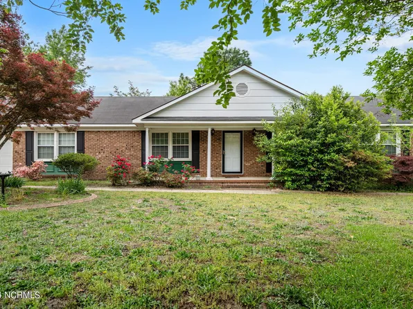 2405 Colgate Drive, Fayetteville, NC 28304