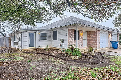 8112 Willet Trl #A Photo 1 8112 Willet Trl #A Photo 1