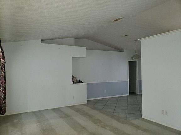 4th image of 2473 SE Melon Ct