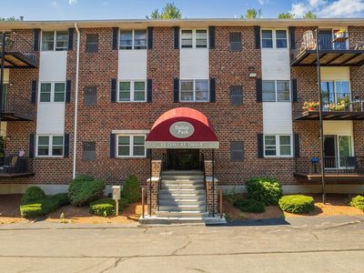 13 Dallas Dr APT 306, Dracut, MA, 01826