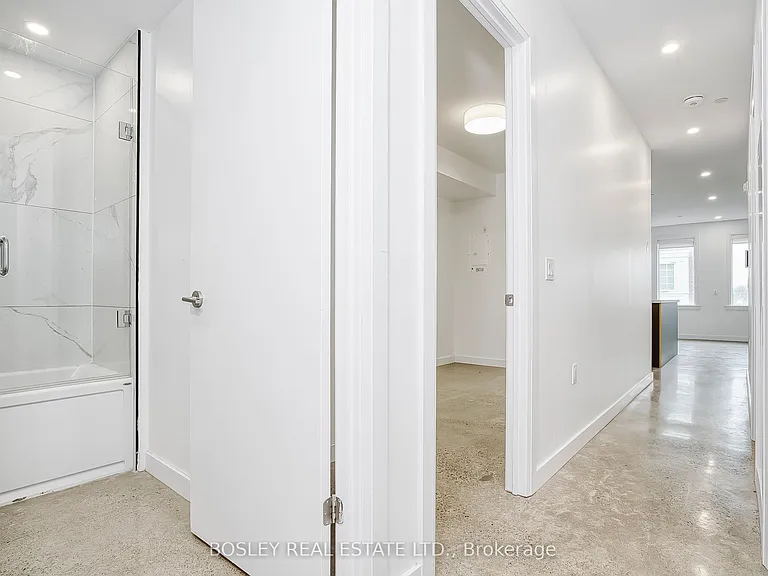 41 River St #22 — Photo 4