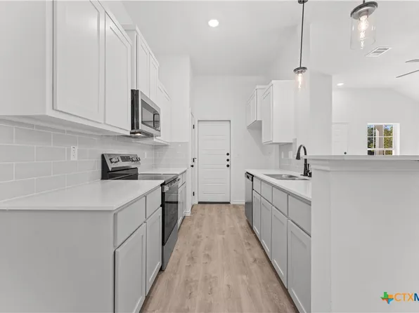 921 Ashwood Dr, Harker Heights, TX 76548