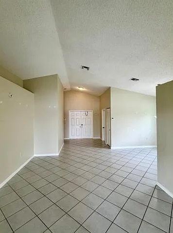 387 SW 206th Ave — Photo 6