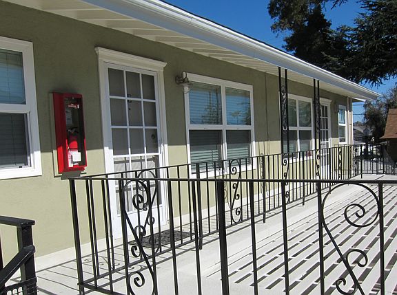 2nd image of 244 N Olive St #5