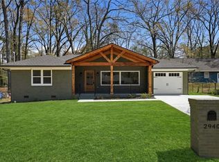 2940 Cloverhurst Dr, East Pt, GA 30344