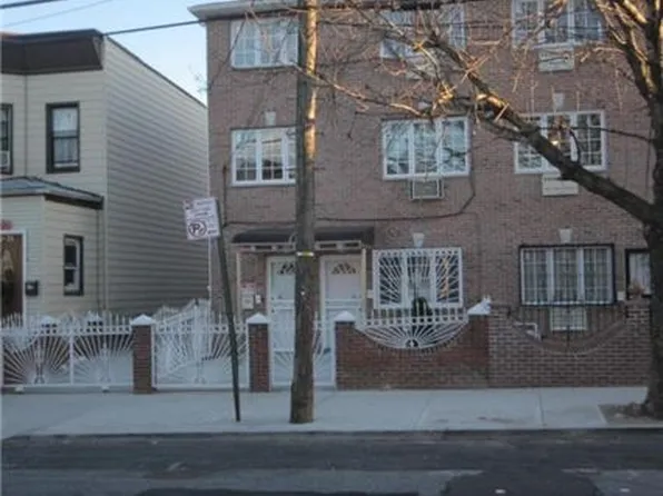 10322 32nd Ave, Flushing, NY 11369