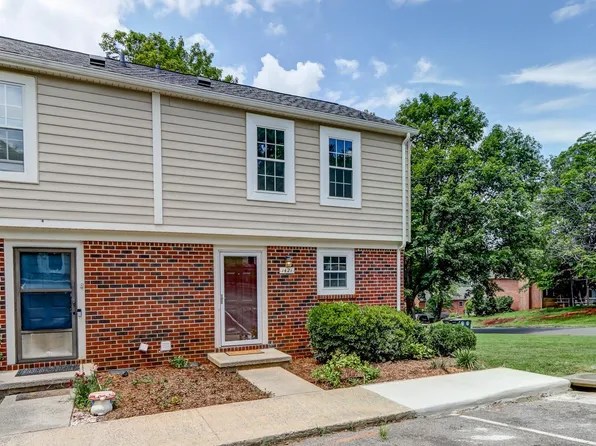 1421 Ashbourne Dr, Lynchburg, VA 24501