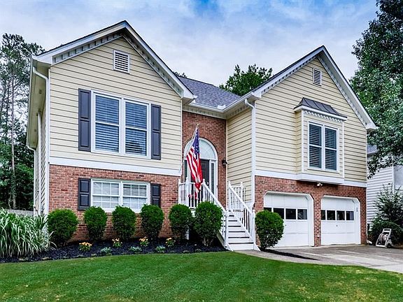 2nd image of 808 Honey Springs Dr