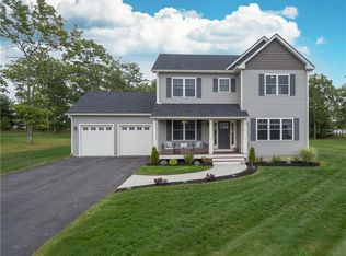 71 Teakwood Dr W, Coventry, RI 02816