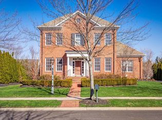 7774 Cromwell End, New Albany, OH 43054