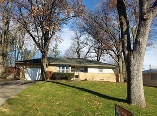 2406 Evelyn St, Perry, IA 50220