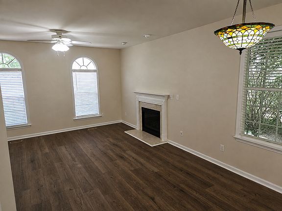 3rd image of 5601 Picnic Rock Ln