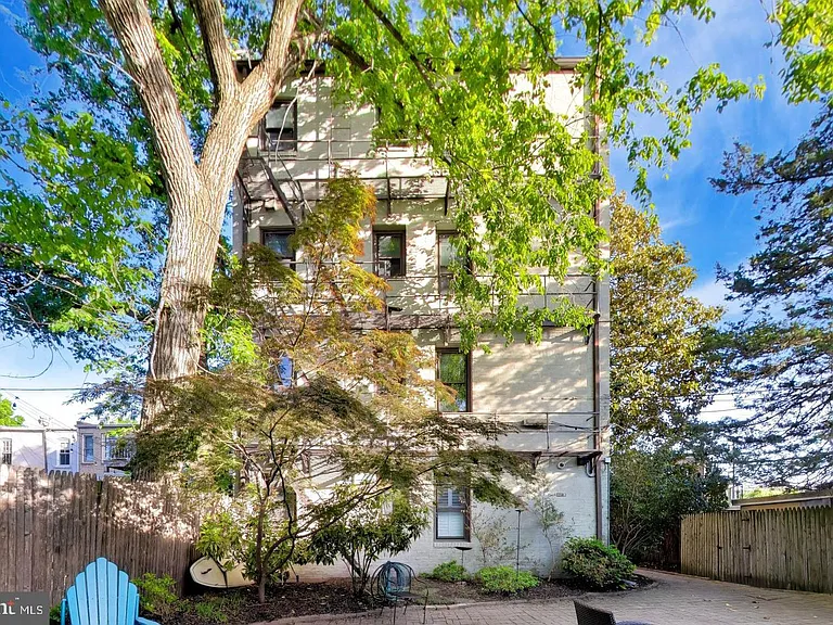 116 N Carolina Ave SE #204 — Photo 15
