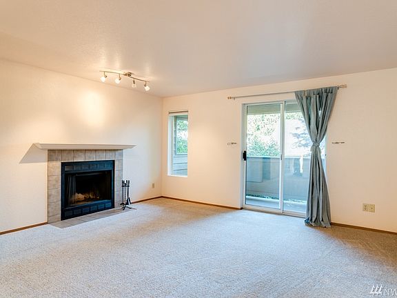 2nd image of 260 Newport Way NW #C-20