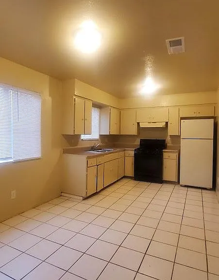 3293 E Clay Ave #101 — Photo 3