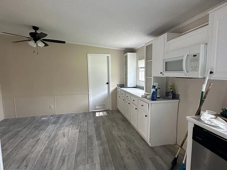1200 Gwinn Ln — Photo 7