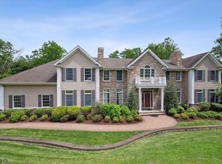 7 Sycamore Dr, Chatham, NJ 07928