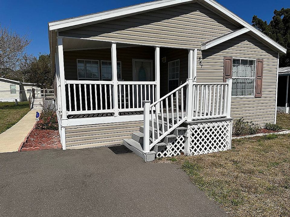 1st image of 387 Palm Castle Dr