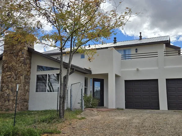 260 Dinkle Rd, Edgewood, NM 87015