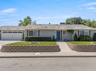 621 Hill Rd, Oakdale, CA 95361