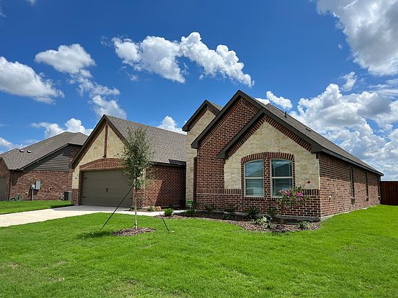 2nd image of 684 Avalon Dr