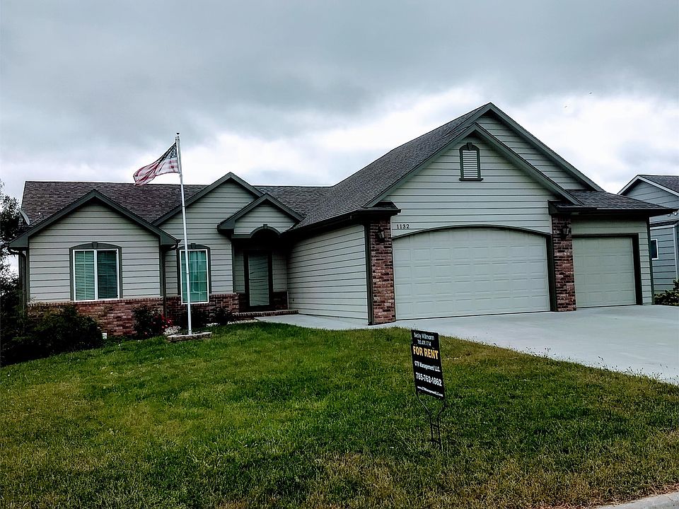 1st image of 1132 Saint Patricks Dr