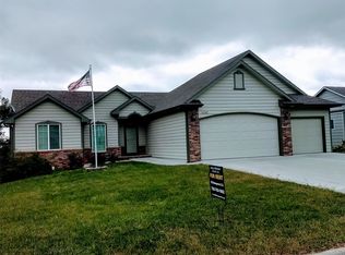 1132 Saint Patricks Dr, Chapman, KS 67431