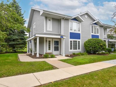 714 Geneva National AVENUE NORTH North #6-17, Lake Geneva, WI, 53147