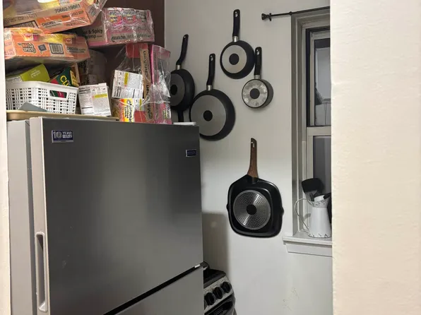 319 East 73rd Street image 15 of 23