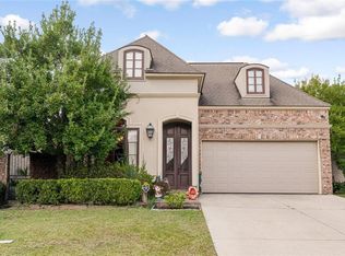 10634 Shoreline Dr, Baton Rouge, LA 70809