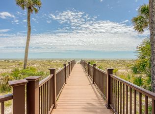 77 Ocean Ln APT 517, Hilton Head Island, SC 29928
