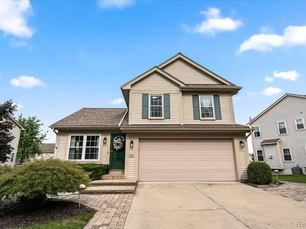 1910 Savannah Ln, Ypsilanti, MI 48198