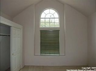 10 Aubrey Ct, San Antonio, TX 78216