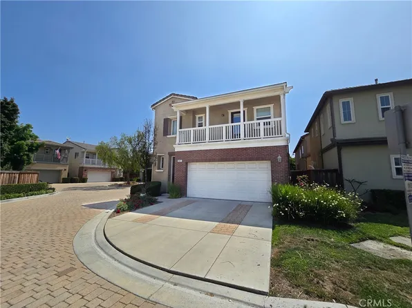 201 W Sparkleberry Ave, Orange, CA 92865