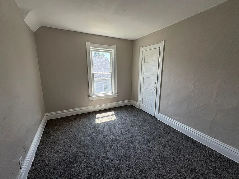 42 Garfield Pl — Photo 7