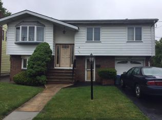 831 3rd St, Secaucus, NJ 07094