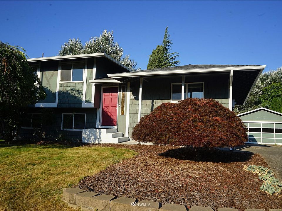 1st image of 812 Wayne Dr