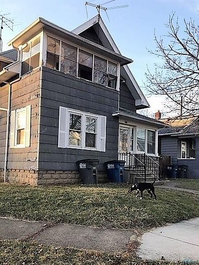 1st image of 622 Maumee Ave